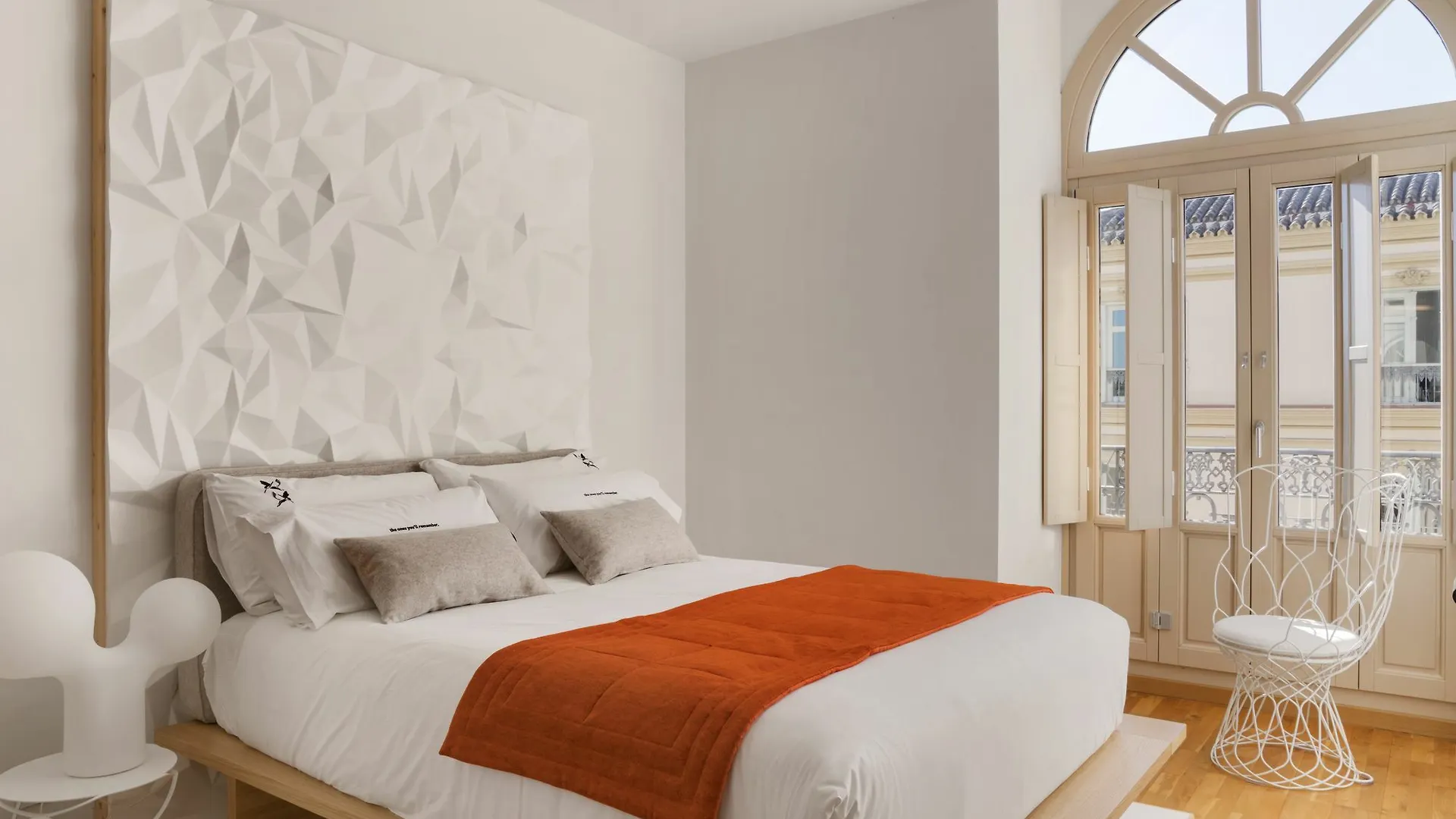 Halcyon Days Designer Apartments By Ana Locking Málaga