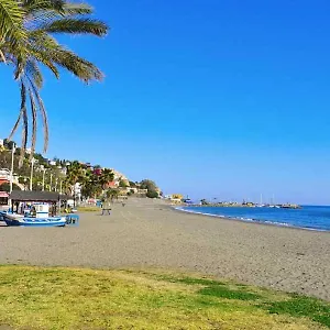 https://apartamentos-el-palo-andreu-garcia.es-andalucia.com
